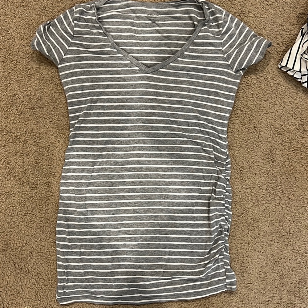 Motherhood fitted tee